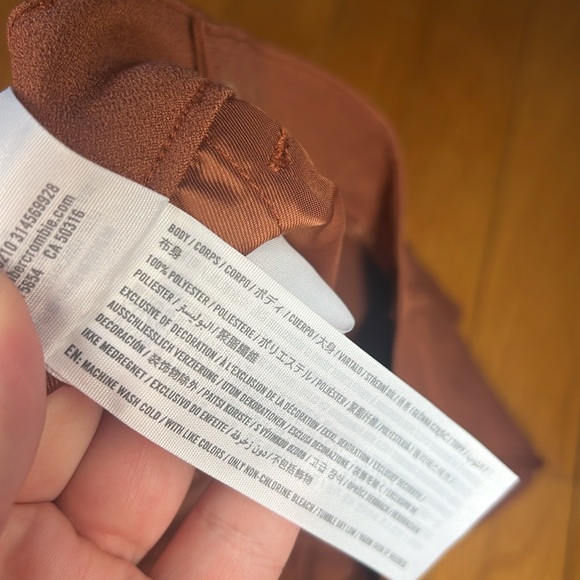 Abercrombie and Fitch Sloane Tailored Shorts - Picture 6 of 10